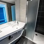 Отель Aquatis Лозанна