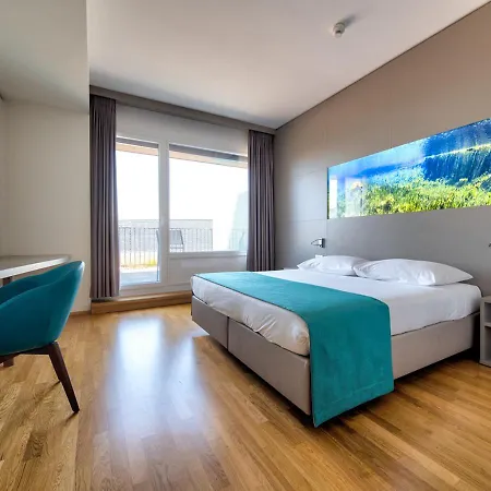 Hotel Aquatis Лозана