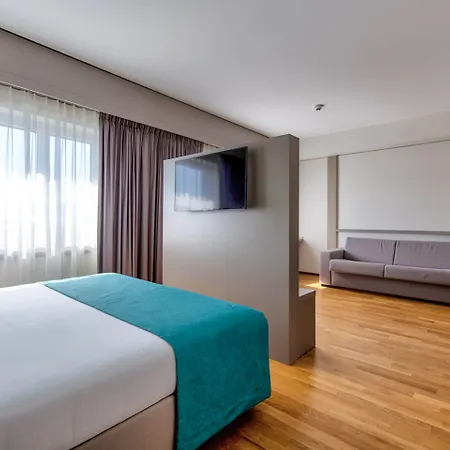 Ξενοδοχείο Aquatis 4*