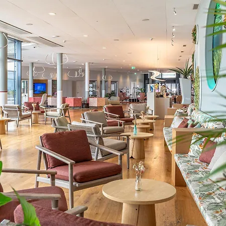 Aquatis 4* Лозана