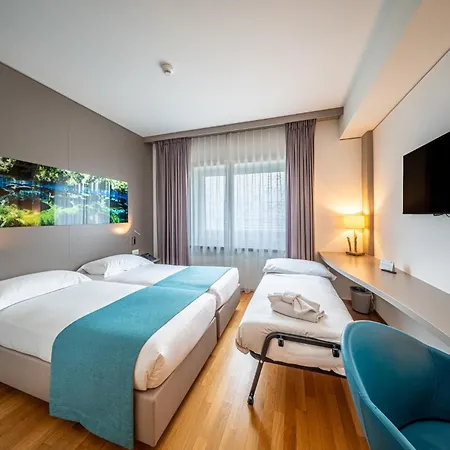 Aquatis Hotel Лозана